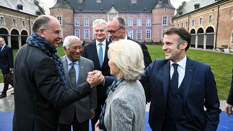 Cinco Continentes - Europa buscar ser más competitiva - Escuchar ahora