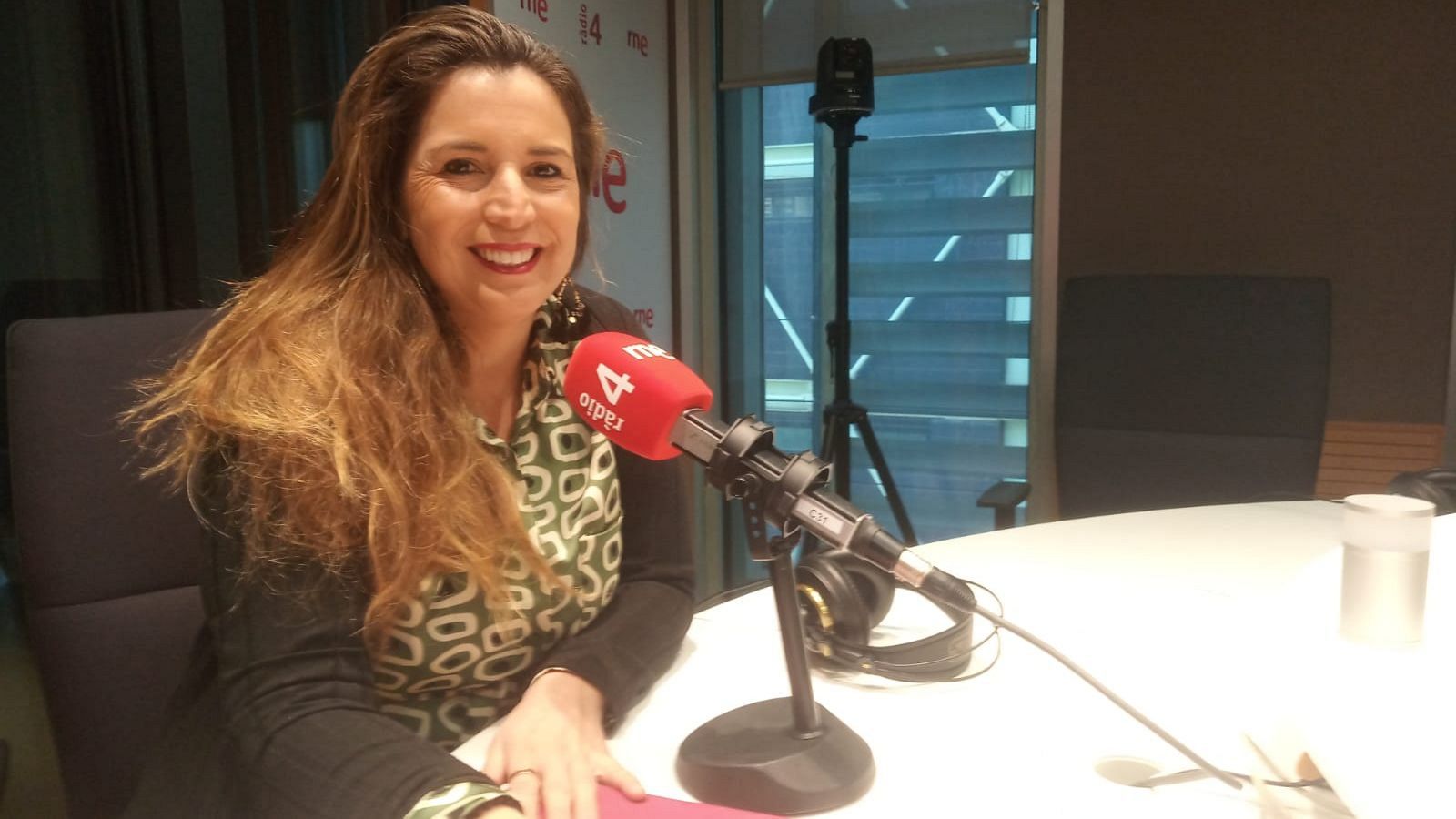 López (Comuns): "Nosotros no damos por perdido a nadie" - Las mañanas de RNE | Escuchar