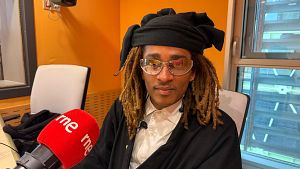 �tomundi: "No em preguntis d'on s�c sin� de quin m�n vinc"