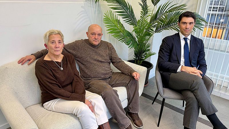 Al margen de la ley - Pilar Lafuente: "Creemos que Miguel Villafuerte está detrás" - Escuchar ahora