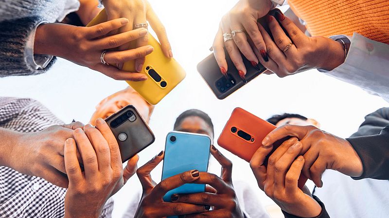 Plataformas y redes sociales en el punto de mira de la UE - Europa abierta | Escuchar