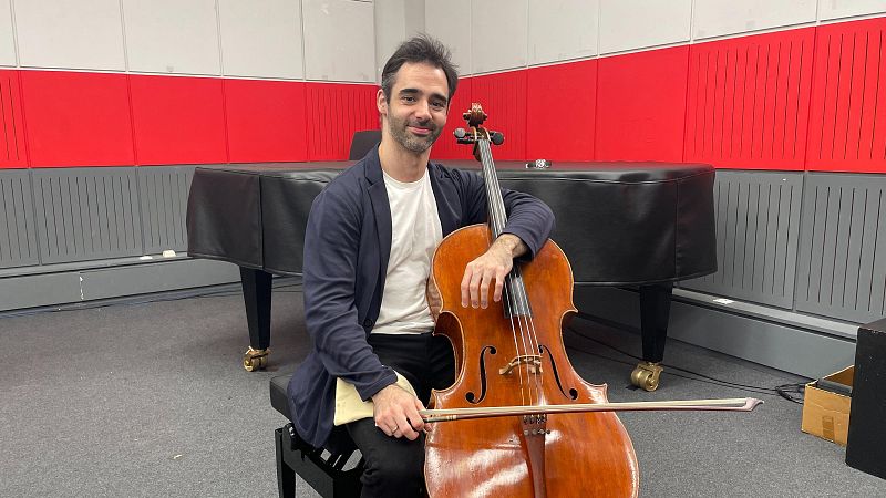 El ojo crítico - Pablo Ferrández toca su "Archinto", un Stradivarius de 1689 - Escuchar ahora