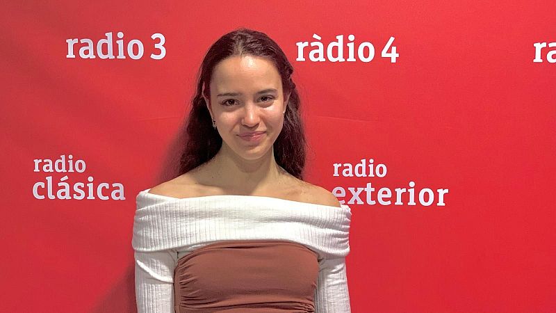 Metròpoli - Diana Murr - Metròpoli | Escoltar