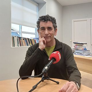 El niño de ojos luminosos y Juan Mayorga