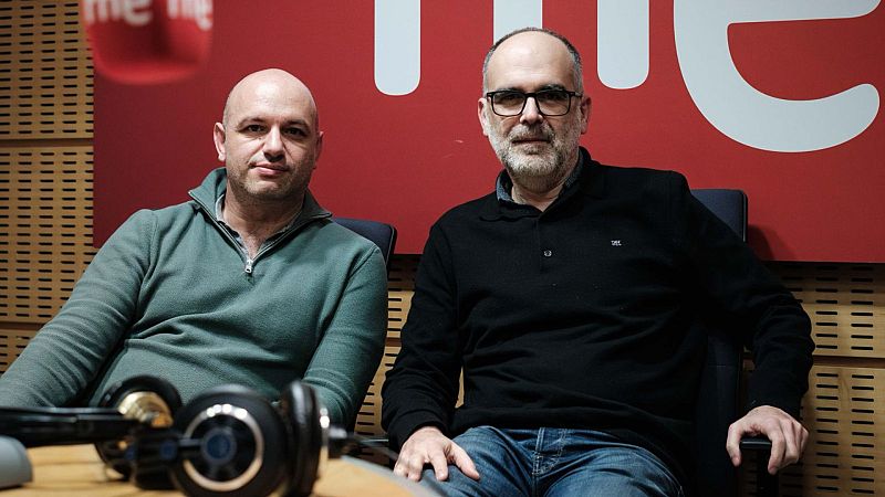 La pintora de los ajedrecistas. Llada y Bellón - Jaquelandia | Escuchar