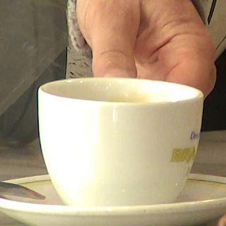 Tres tasses de cafè al dia poden protegir-te de l'Alzheimer?