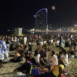 Fer pipí al carrer pot costar-te 1.500 euros: així és la nova ordenança de civisme de Barcelona!