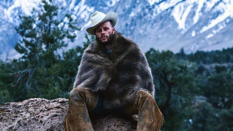 Sin rodeos - Charley Crockett cierra ‘The Sagebrush Trilogy’ con 20 nuevas canciones - 18/02/26 - Escuchar ahora