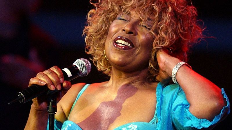 Tal día como hoy - Roberta Flack - Escuchar ahora