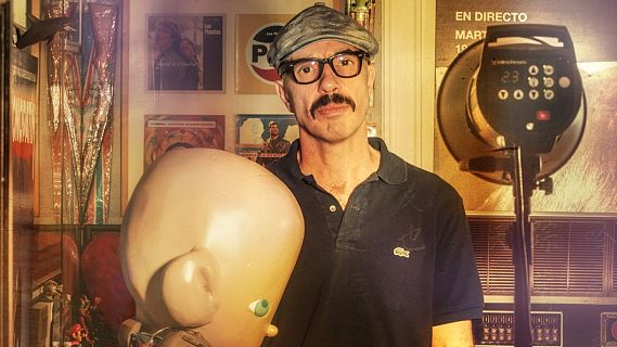 Carlos Gal�n: "La ind�stria musical ha com�s abusos que avui dia serien impensables"