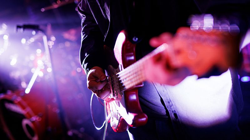 33 Revoluciones por domingo - The Avett Brothers y Mike Patton tocan juntos - 22/02/26 - Escuchar ahora