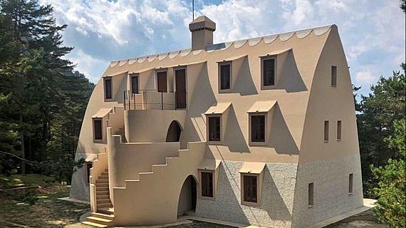 Confirmen que el Xalet del Catllar�s porta la signatura de Gaud�