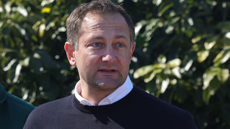 El comisario europeo de Agricultura promete ayudas tras el "desastre" originado por las borrascas en Andaluc�a