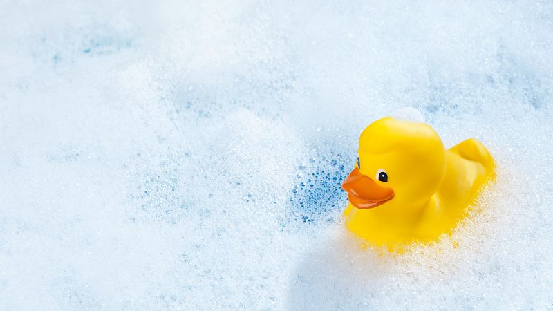 Contando cuentos en Radio 5 - El baño feliz - 22/02/26 - Escuchar ahora