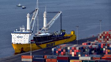 China libera de aranceles a 53 países africanos