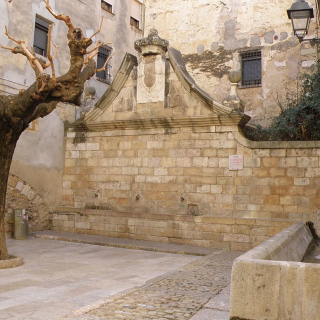 Roben a cops de pedra totes les aixetes de les fonts públiques de Montblanc