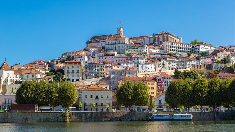 El español urgente con Fundéu - «Bríndisi» y «Coímbra» - 20/02/26 - Escuchar ahora