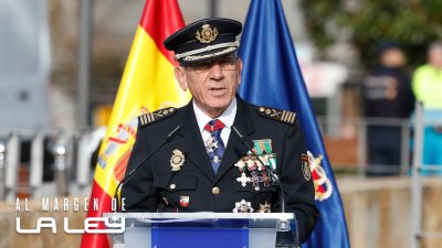 Al margen de la ley - 2x26 - Una querella en la Polic�a y cr�menes madrile�os - Escuchar ahora