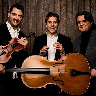 Trío Arbós: escuela juanalfonsina de composición