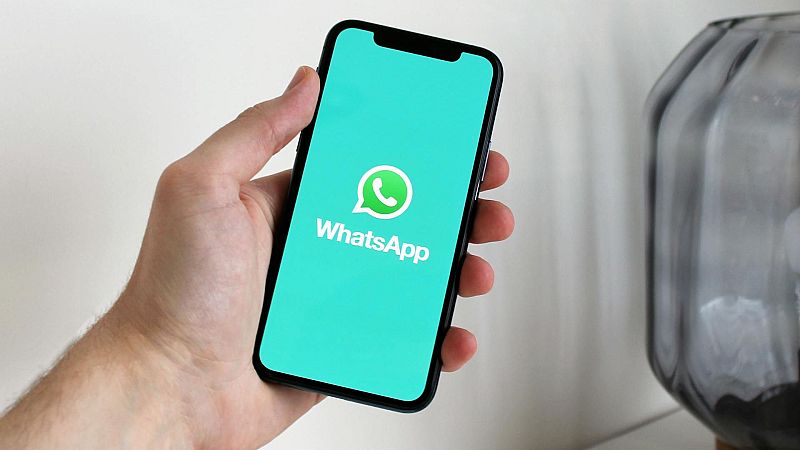 Bon dia i bona sort - Les situacions m�s inc�modes que hem viscut per culpa del Whatsapp - Bon dia i bona sort | Escoltar
