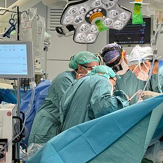 Vall d'Hebron extirpa un tumor de fetge inoperable amb una tècnica pionera