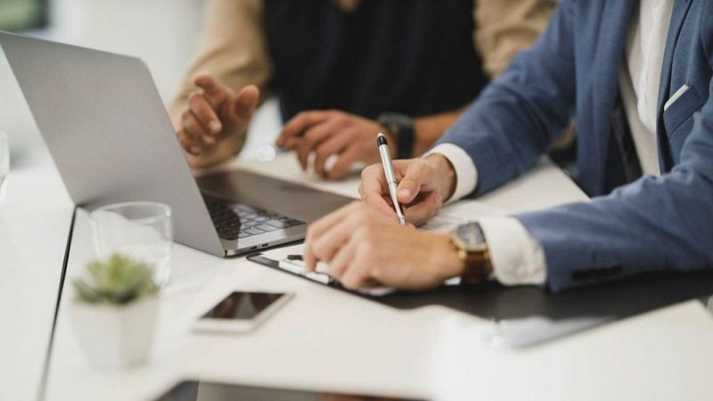 El mat� de R�dio 4 - Compte amb Hisenda! Aix� has de donar diners als teus fills - El mat� de R�dio 4 | Escoltar