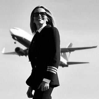 Comandante Lourdes Carmona, referente en aviación española