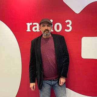 'Desde el jergón', de Josele Santiago