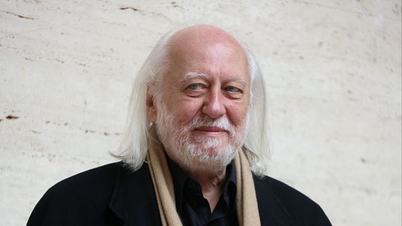 Krasznah�rkai alerta a Barcelona: "No sabem res del que passa al m�n"