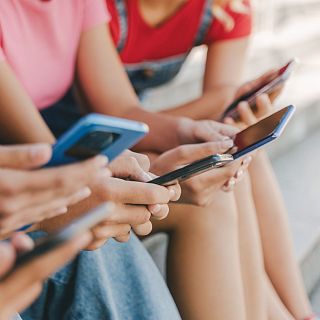 Los derechos digitales de los menores en la UE