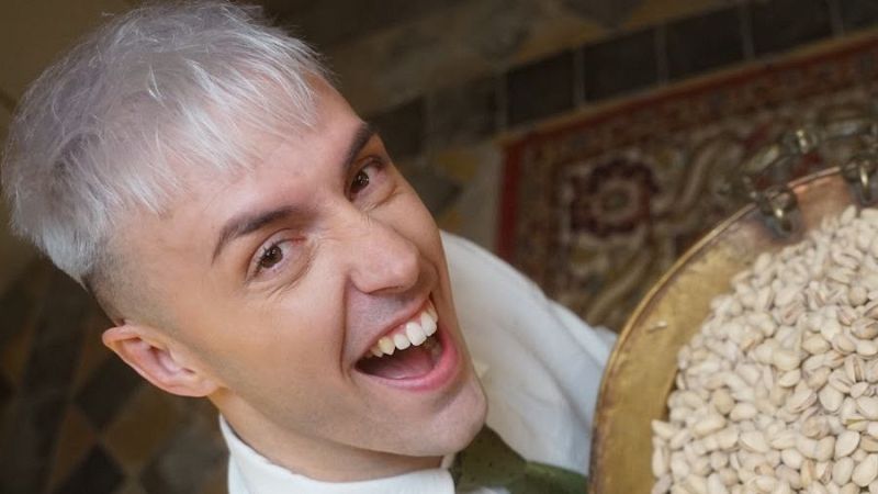 Catalunya Exprés - En Markos passa la prova de les fruites i els barbarismes - Catalunya Exprés Magazine | Escoltar