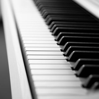 Daniel Brand: Superestrella d’Aitana i més al piano