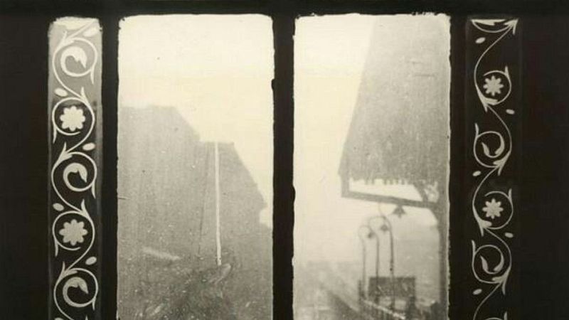 Alguien debería prohibir los domingos por la tarde - Domingo melancólico pero no tanto - 01/03/26 - Alguien debería prohibir los domingos por la tarde | Escuchar