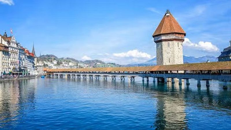 Café Zimmermann - Expreso a Lucerna con Raúl Sabiote Sánchez - 01/03/26 - Café Zimmermann | Escuchar