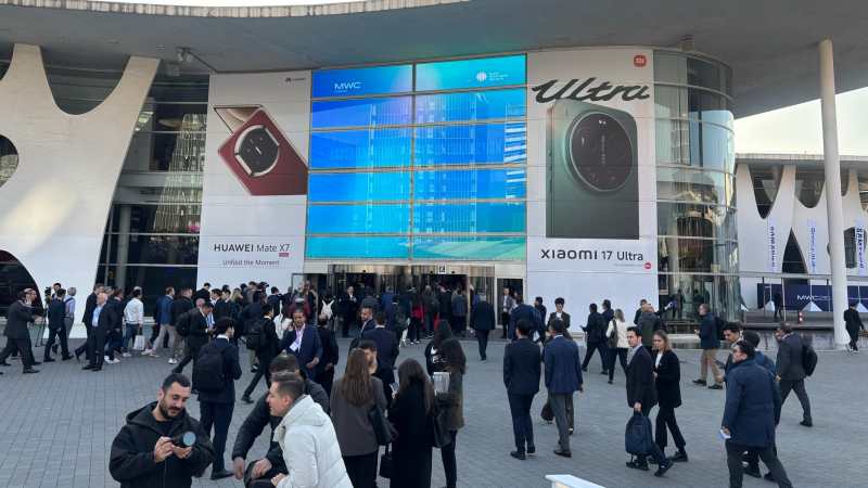 El mat� de R�dio 4 - La guerra a l'Iran impacta al Mobile: molts congressistes no poden volar - El mat� de R�dio 4 | Escoltar