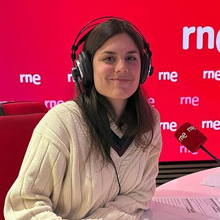 Elvira Sastre y la poesía de Julia Viejo