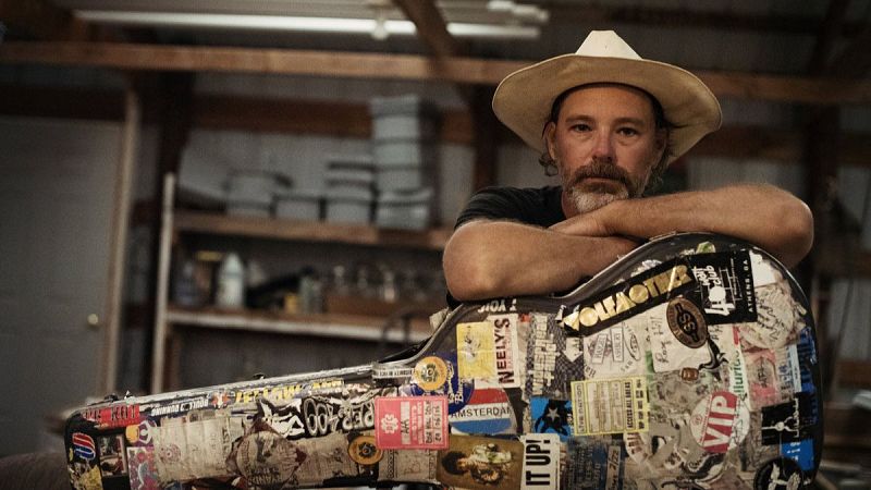 Sin rodeos - El “álbum de divorcio” es el más emotivo de Ryan Dart - 03/03/26 - Escuchar ahora