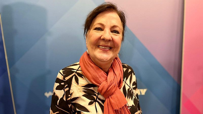 Carmen Linares y su 'Antología de la mujer en el cante' - Mañana más | Escuchar