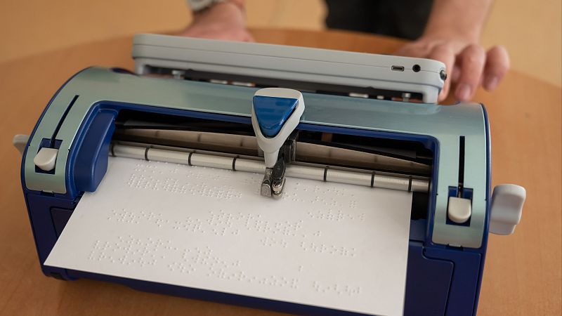 Para que veas - Los Tiflos de Literatura de la ONCE destapan un gran poeta ciego - Escuchar ahora