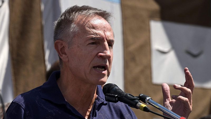 Cinco continentes - Entrevista a Jorge Sola, secretario general de CGT en Argentina, tras la aprobación de la reforma laboral - Escuchar ahora