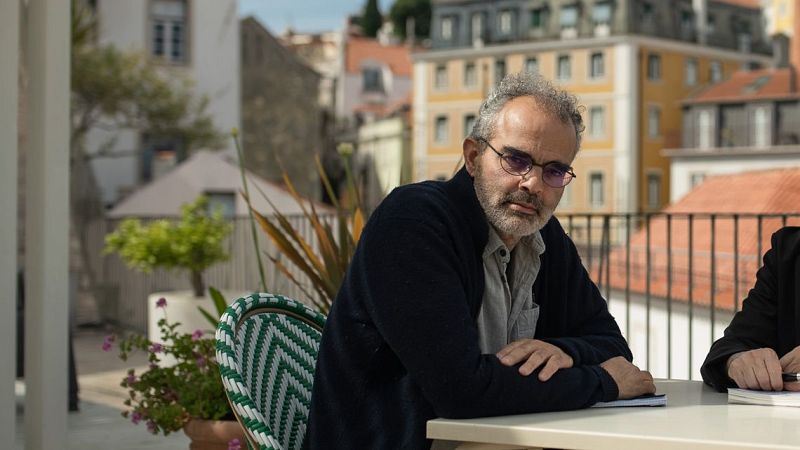 El ojo crítico - Gonçalo M. Tavares, Premio Formentor de Las Letras 2026 - Escuchar ahora