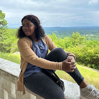 La ecuatoguineana Juliana Mbengono publica 'Hijas de la mujer'