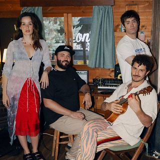 La La Love You + Monsieur Periné, Raye y Melanie Baker