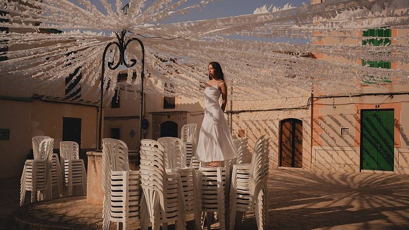 L'Entrellat - Maria Jaume: "'Santo Domingo' Forever és un cant a les meves arrels, però també a les de tothom" - L'Entrellat | Escoltar