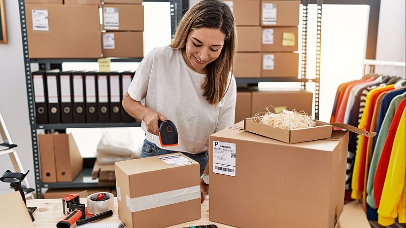 Conciliación y prejuicios: obstáculos de mujeres emprendedoras - 24 horas | Escuchar