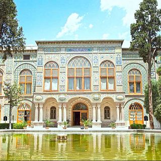 Gente que trabaja: Palacio de Golestán