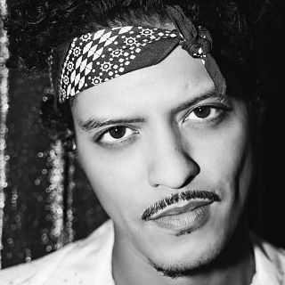 Bruno Mars, Aldous Harding, Maria BC...