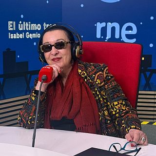 Un conversaci�n trasversal con Martirio