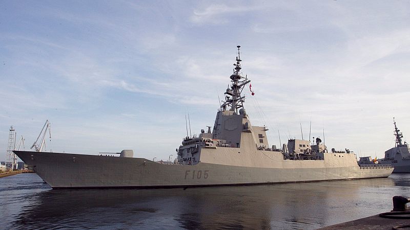 José Enrique de Ayala: “Enviar una fragata a Chipre es solo ‘mostrar bandera’, no entrar en la guerra” - Las mañanas de RNE | Escuchar