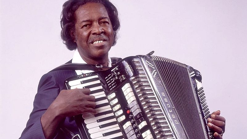 Mil mundos en Radio 5 -  Clifton Chenier - 06/03/26 - Escuchar ahora